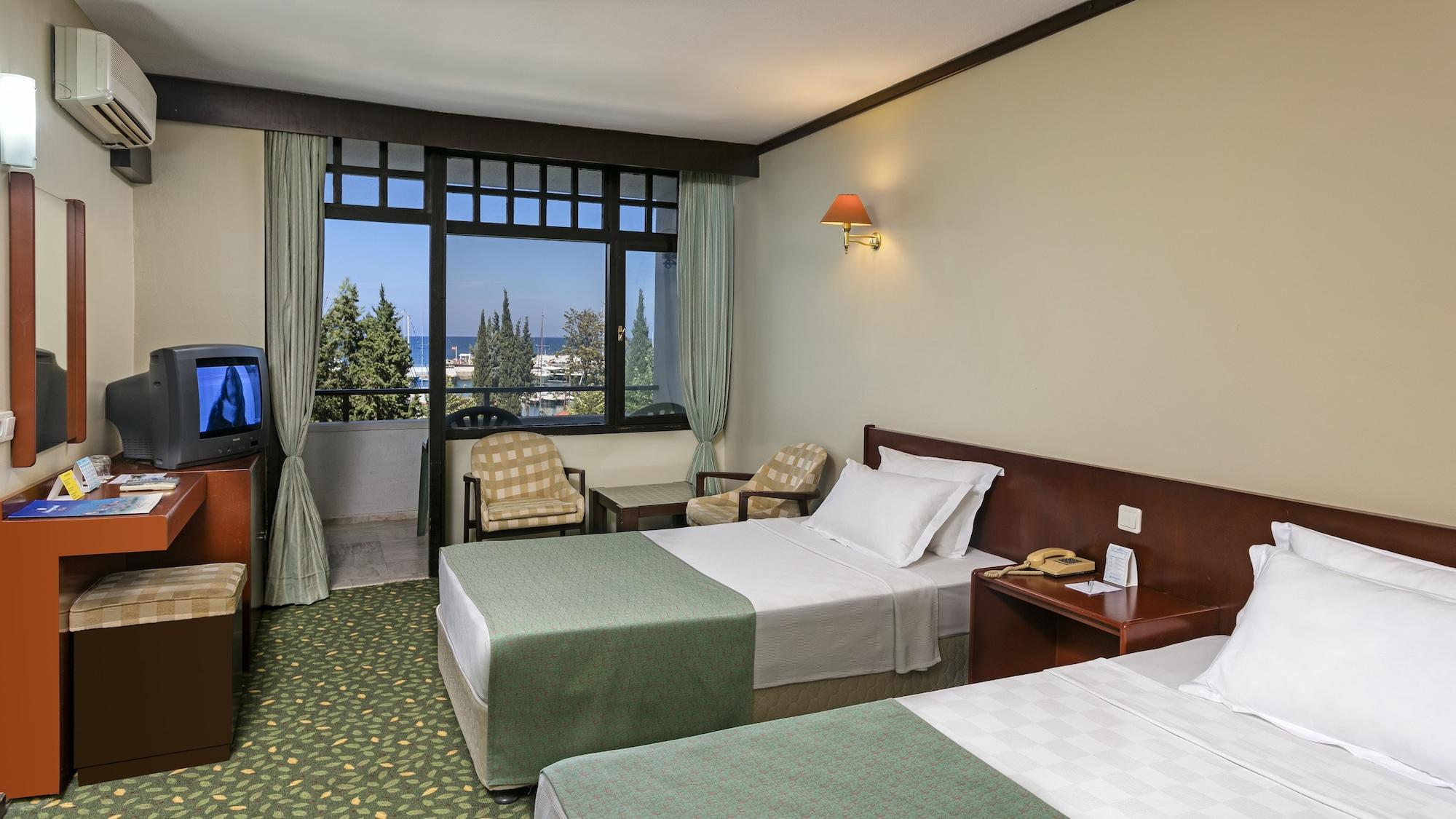 Oezkaymak Marina Hotel - Ultra All Inklusive เกเมร์ ภายนอก รูปภาพ