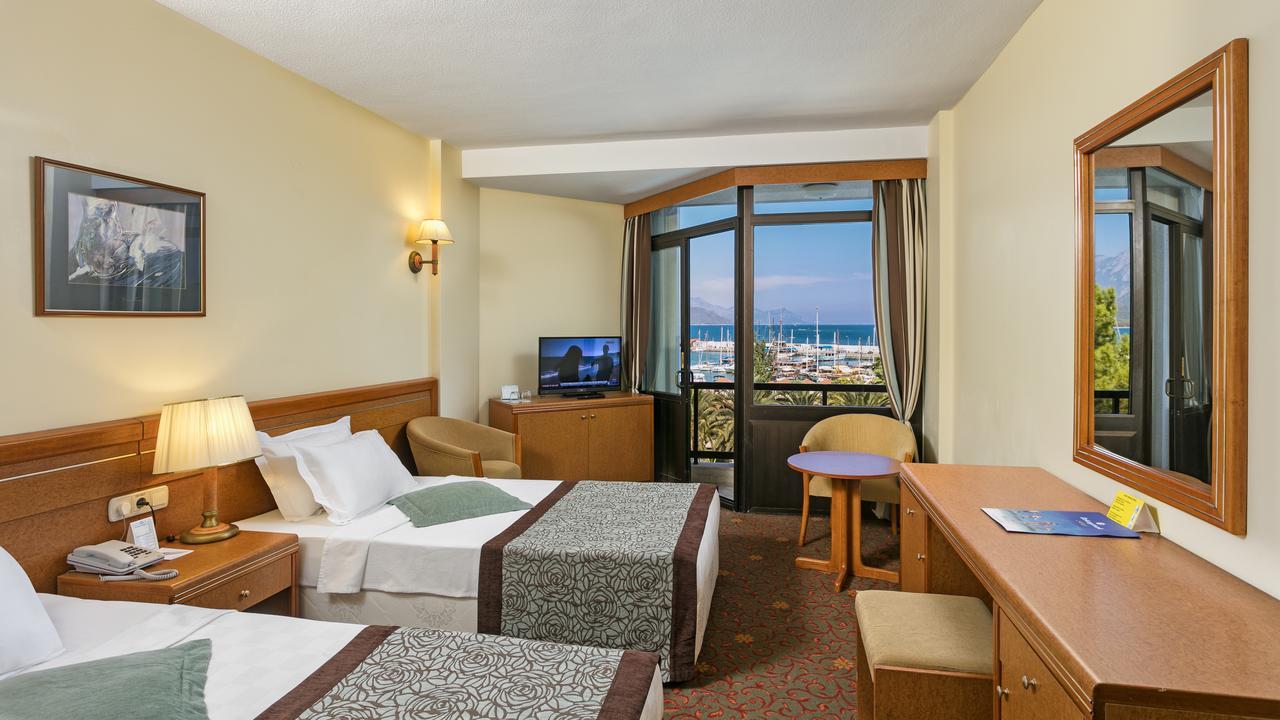 Oezkaymak Marina Hotel - Ultra All Inklusive เกเมร์ ภายนอก รูปภาพ